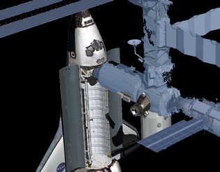ISS mit MPLM Leonardo während STS-105 ISS mit MPLM Leonardo während STS-105