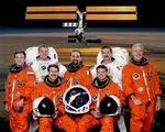 Quelle: Wikipedia - Crew Quelle: Wikipedia - Crew